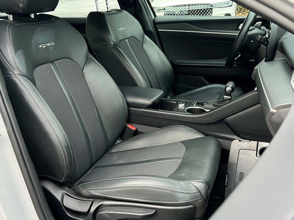 Used 2022 Kia K5 GT-Line image 9
