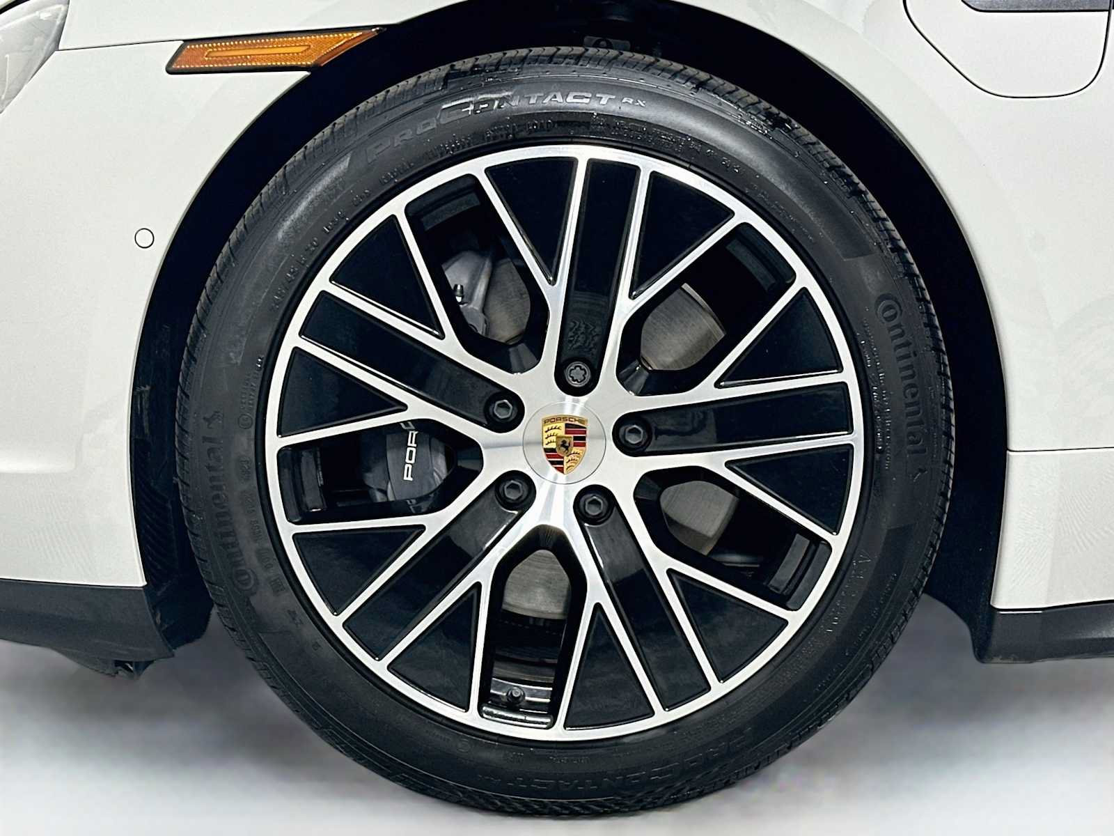 Certified 2025 Porsche Taycan RWD image 30