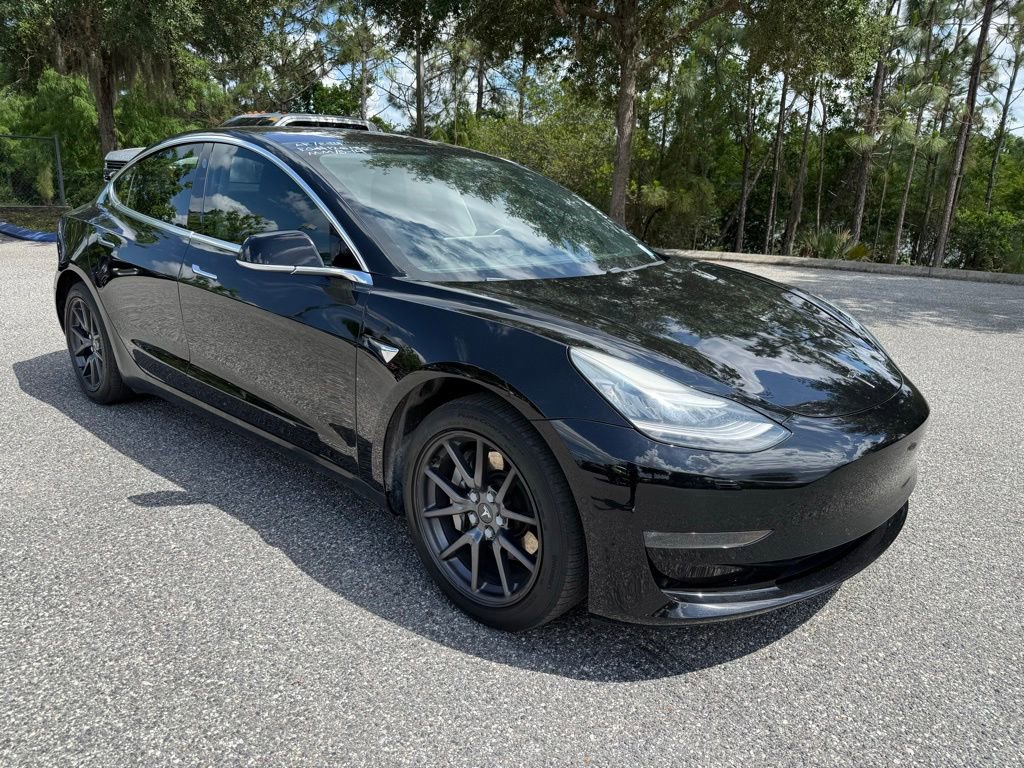 Used 2019 Tesla Model 3 Standard Range Plus RWD image 3