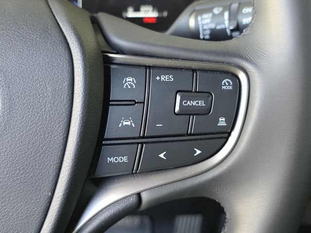 Used 2025 Lexus UX 300h AWD w/ Cold Area Package image 31