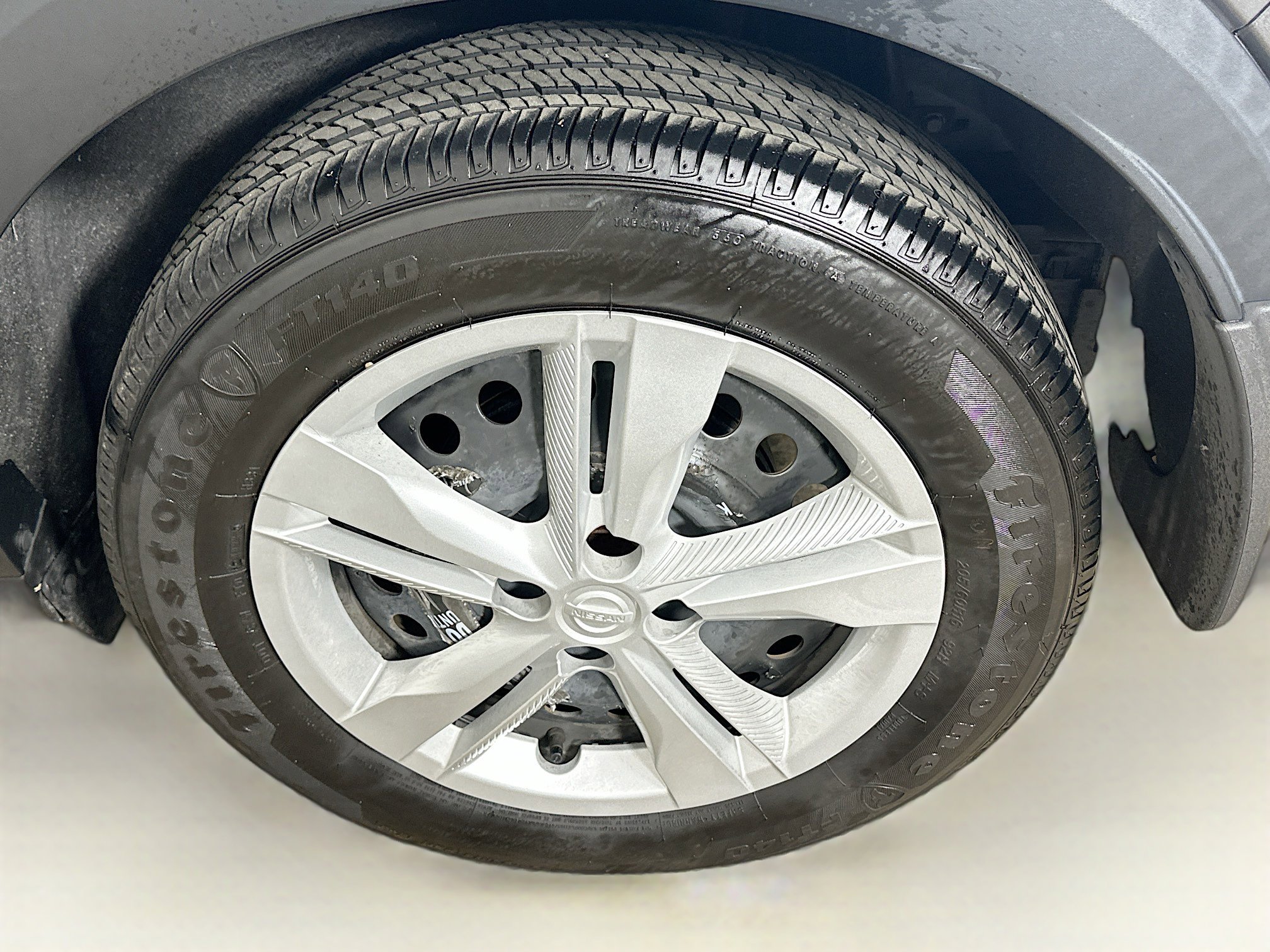 Used 2024 Nissan Kicks S image 11