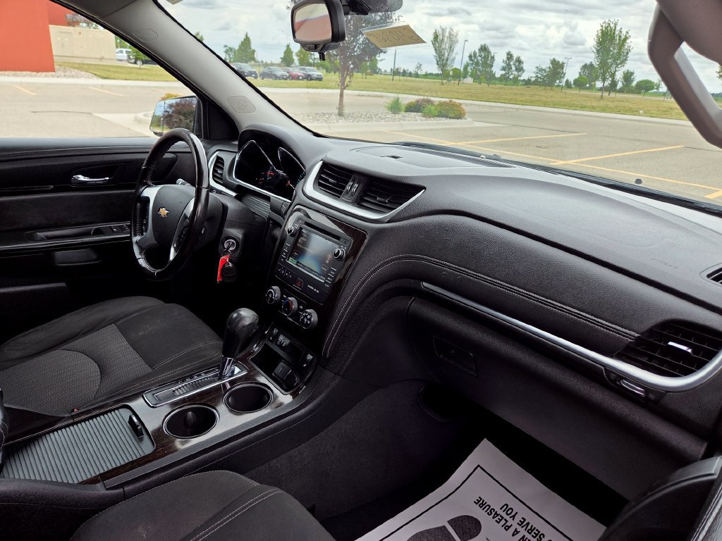 Used 2015 Chevrolet Traverse LT AWD/4WD image 25