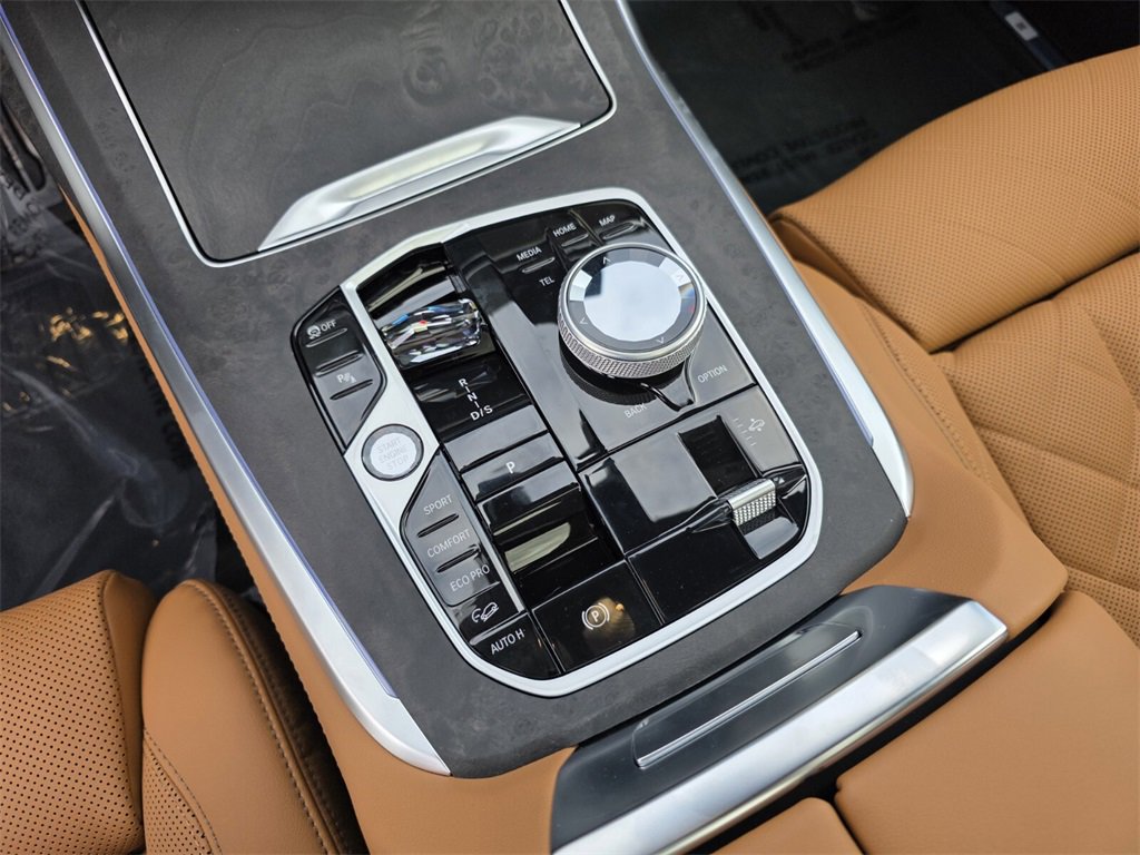 New 2026 BMW X7 xDrive40i w/ M Sport Package image 17