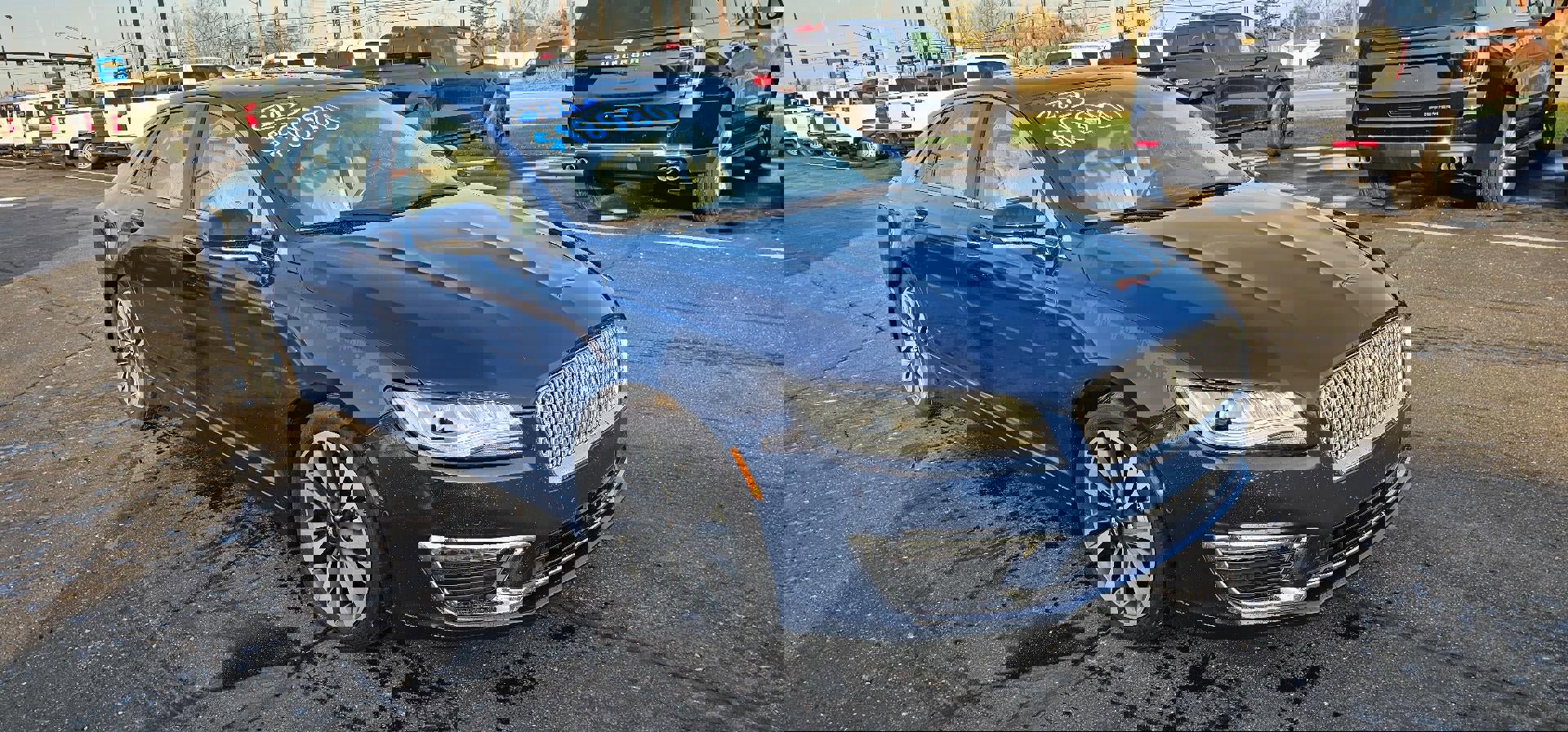 Used 2019 Lincoln MKZ Reserve image 1