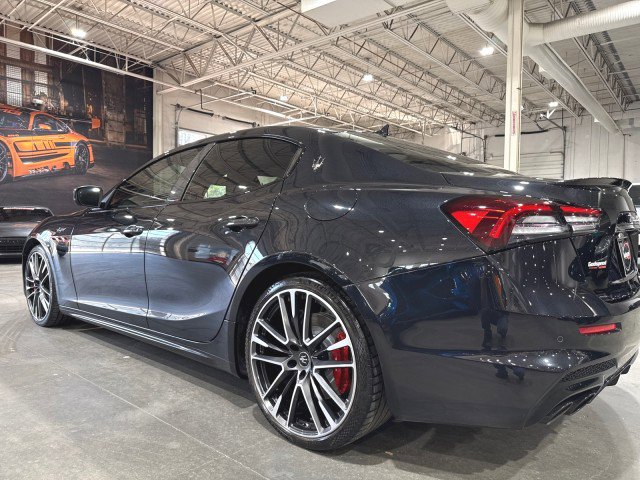 Used 2022 Maserati Ghibli Trofeo image 38