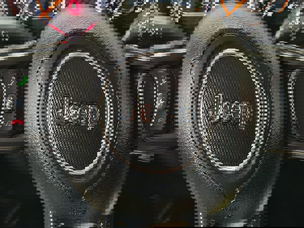 Used 2022 Jeep Wrangler Unlimited Sport image 48