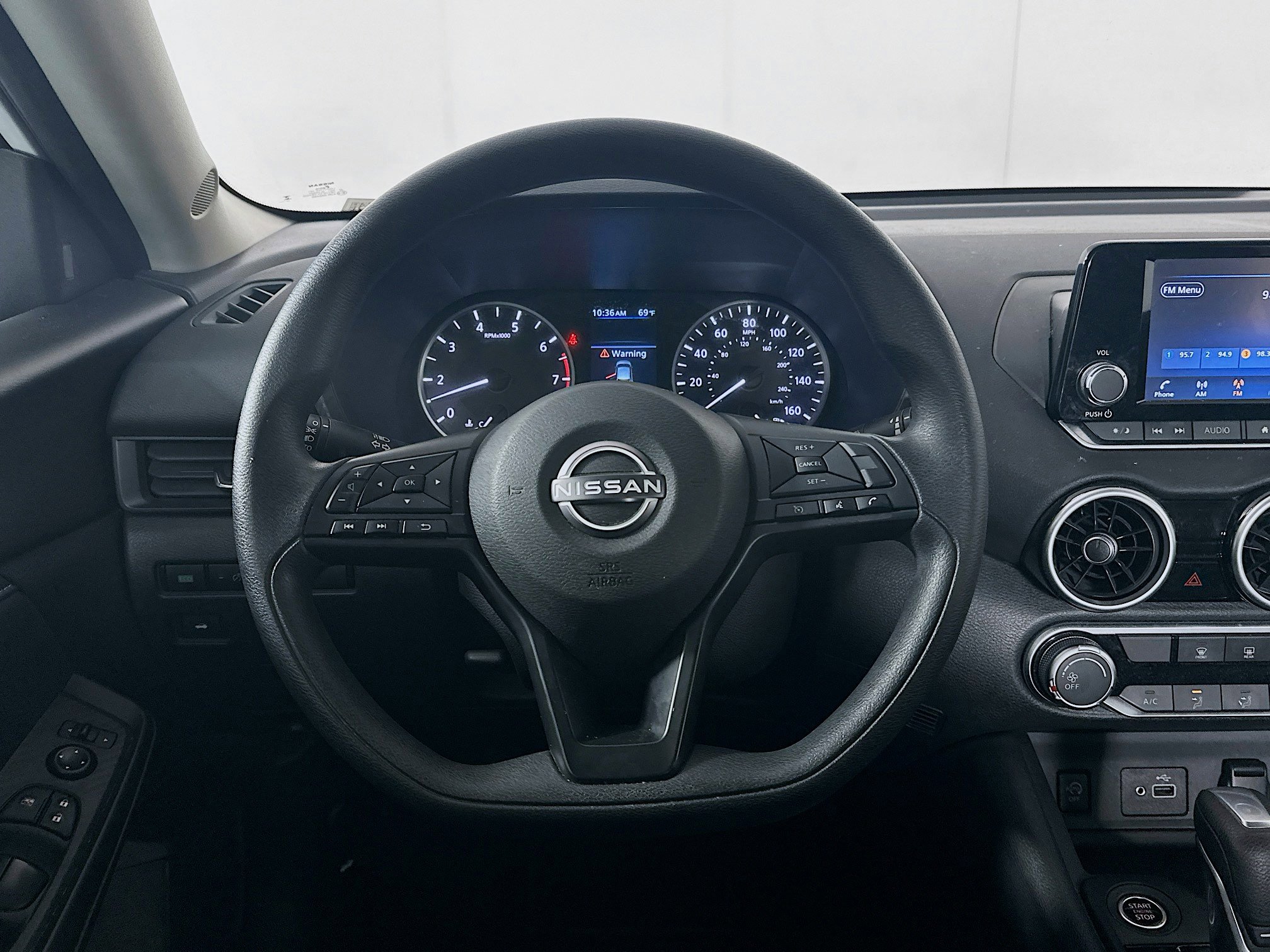 Used 2025 Nissan Sentra S image 17