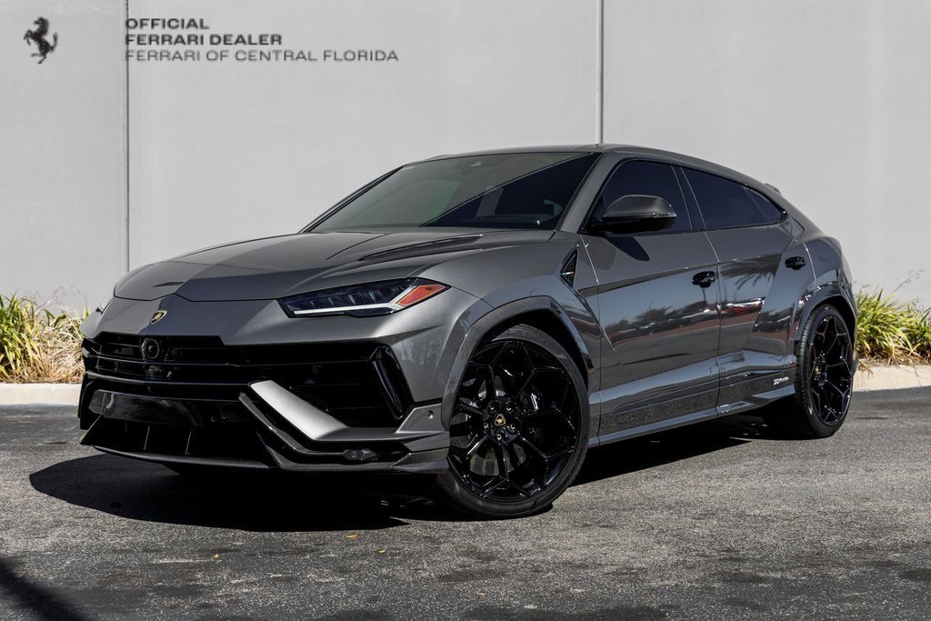 Used 2024 Lamborghini Urus Performante image 1