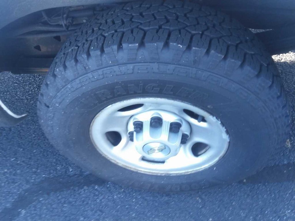 Used 2022 Chevrolet Express 2500 w/ Communications Package image 13