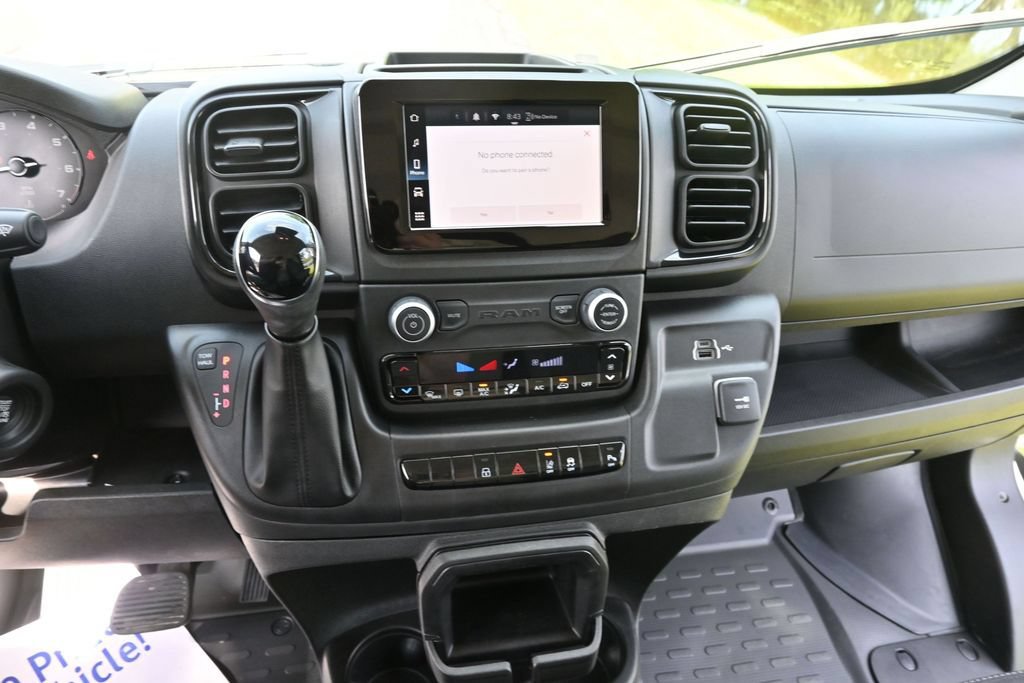 Used 2025 RAM ProMaster 2500 w/ Safety Group FWD image 26