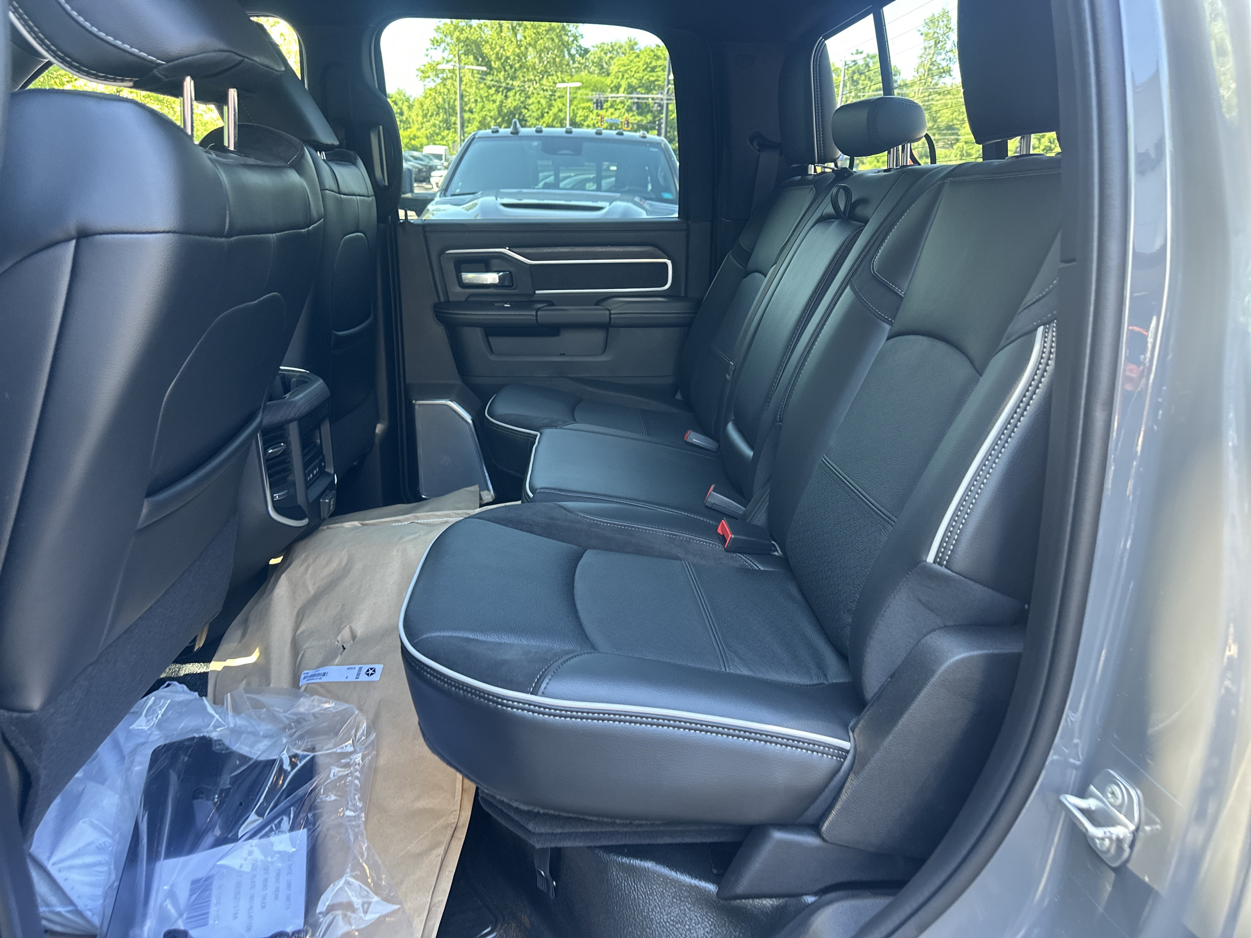 New 2026 RAM 3500 Big Horn w/ Laramie Trim Package AWD/4WD image 26
