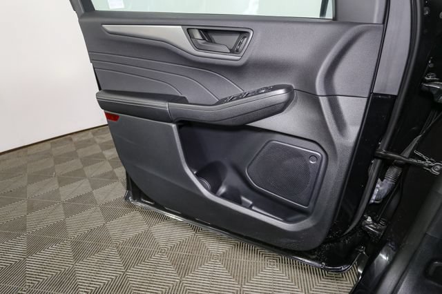 Used 2023 Ford Escape Active w/ Tech Pack #1 AWD/4WD image 38