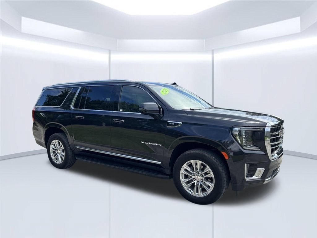 Used 2023 GMC Yukon XL SLT w/ SLT Luxury Package RWD image 3
