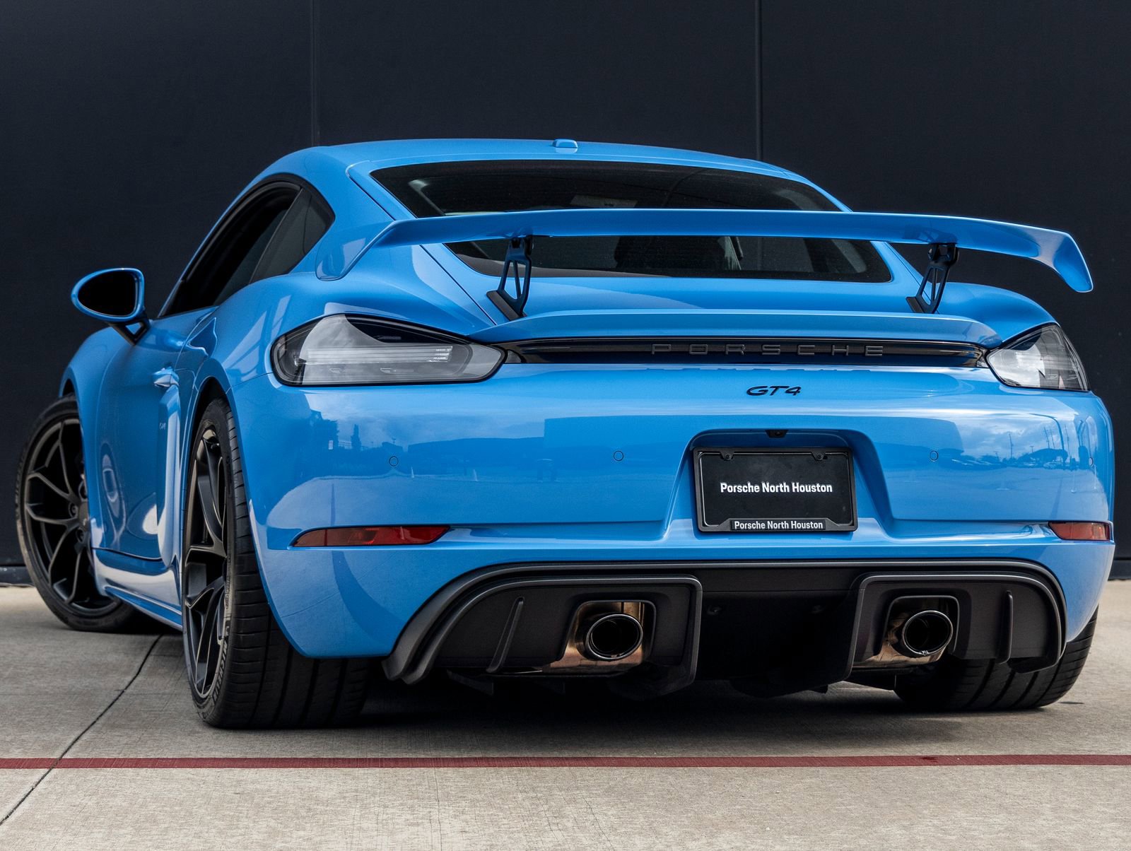 Certified 2023 Porsche 718 Cayman GT4 image 3