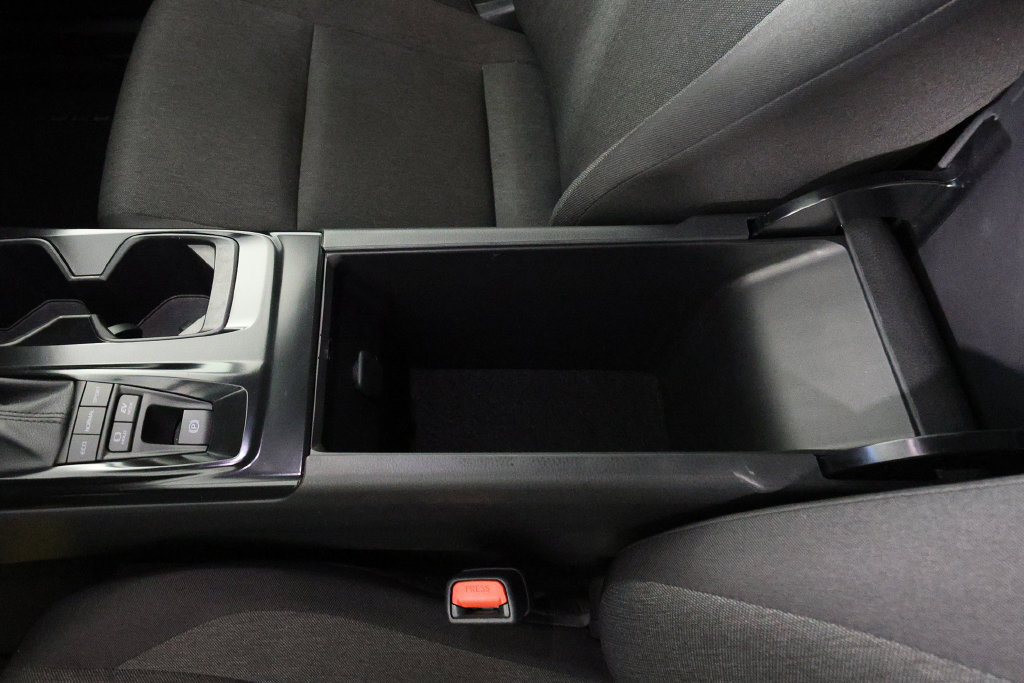 Used 2026 Toyota Camry LE FWD image 33