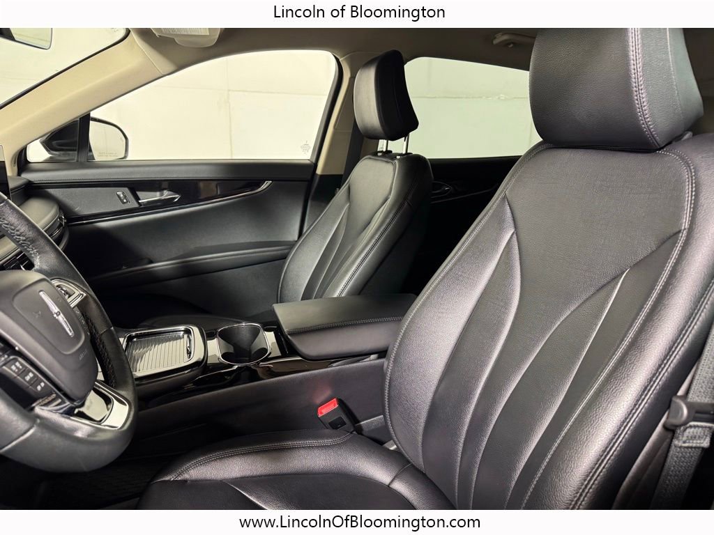 Used 2023 Lincoln Nautilus AWD w/ Premium Package image 24