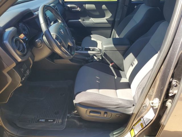 Used 2020 Toyota Tacoma TRD Off-Road w/ Technology Package AWD/4WD image 6