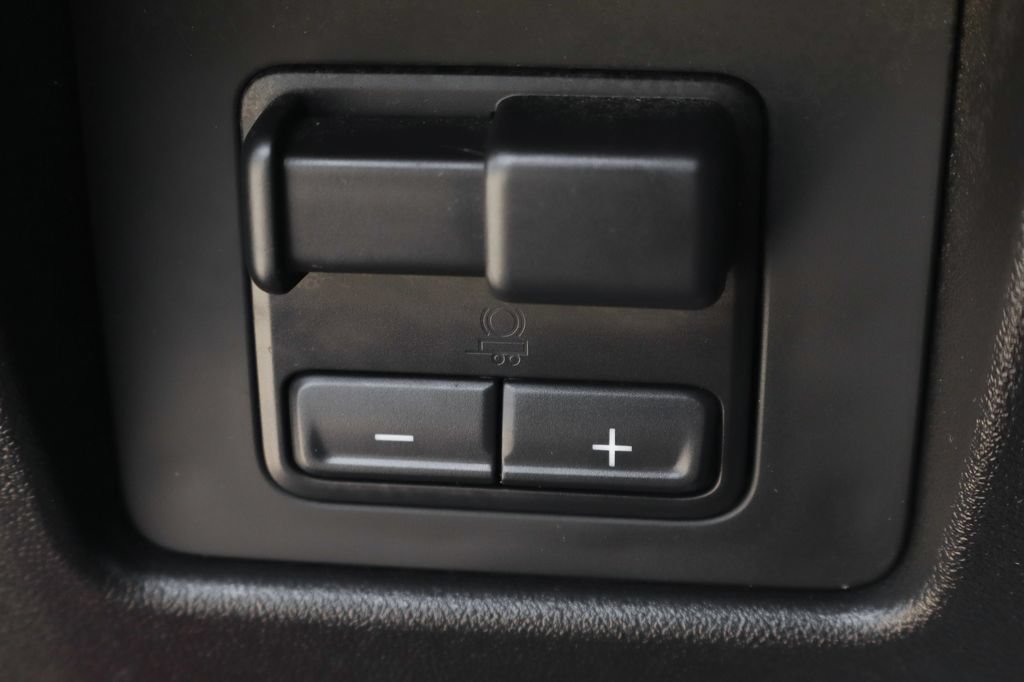 Used 2025 GMC Canyon Elevation w/ Convenience Package RWD image 24