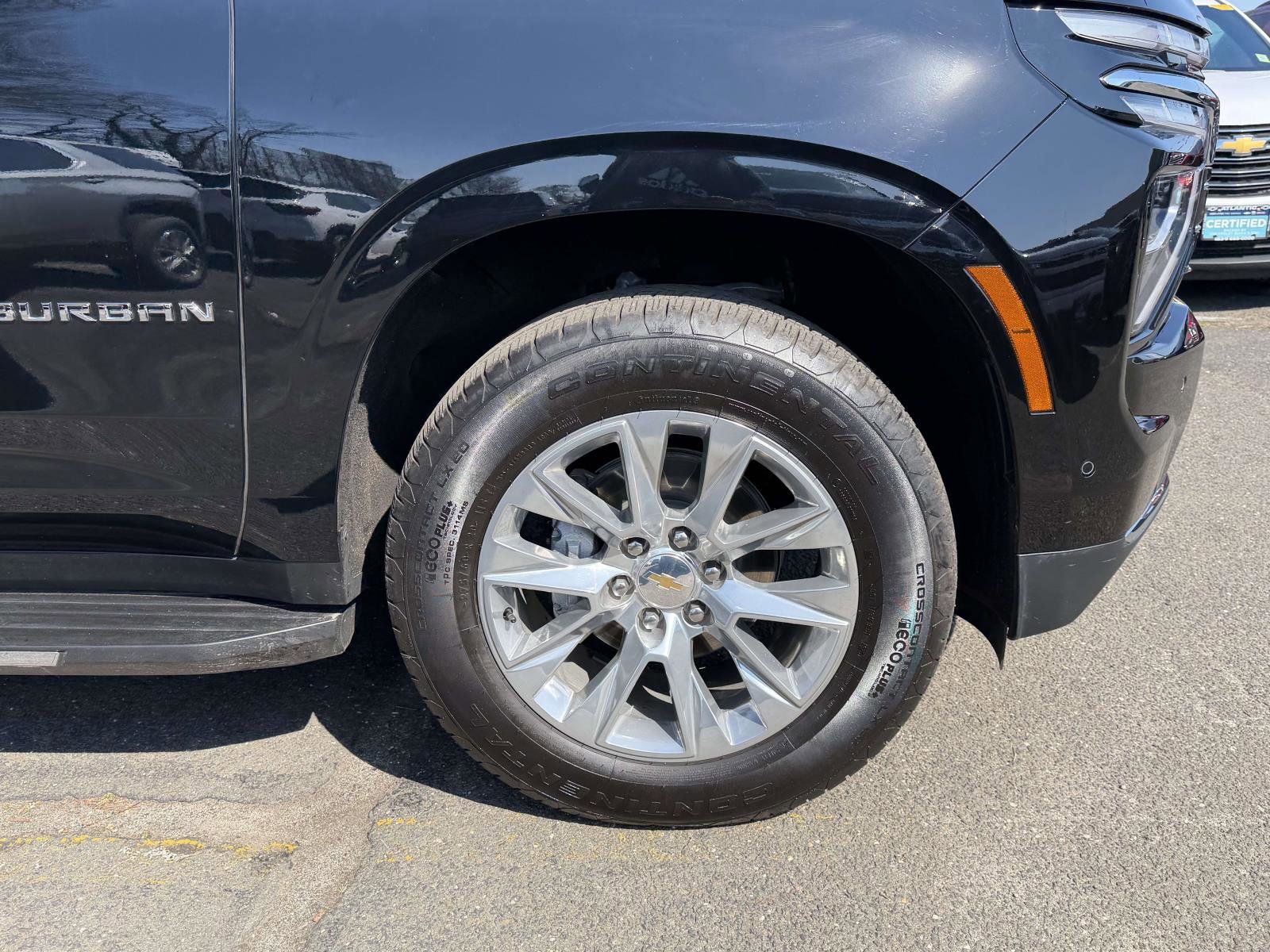 Certified 2025 Chevrolet Suburban Premier AWD/4WD image 6