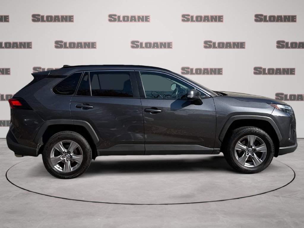 Used 2022 Toyota RAV4 XLE w/ Convenience Package AWD/4WD image 6