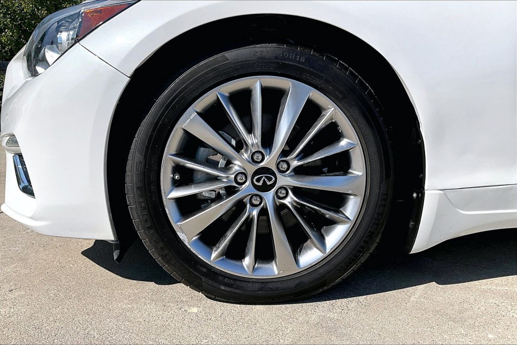 Certified 2023 INFINITI Q50 Luxe w/ Cargo Package AWD/4WD image 10