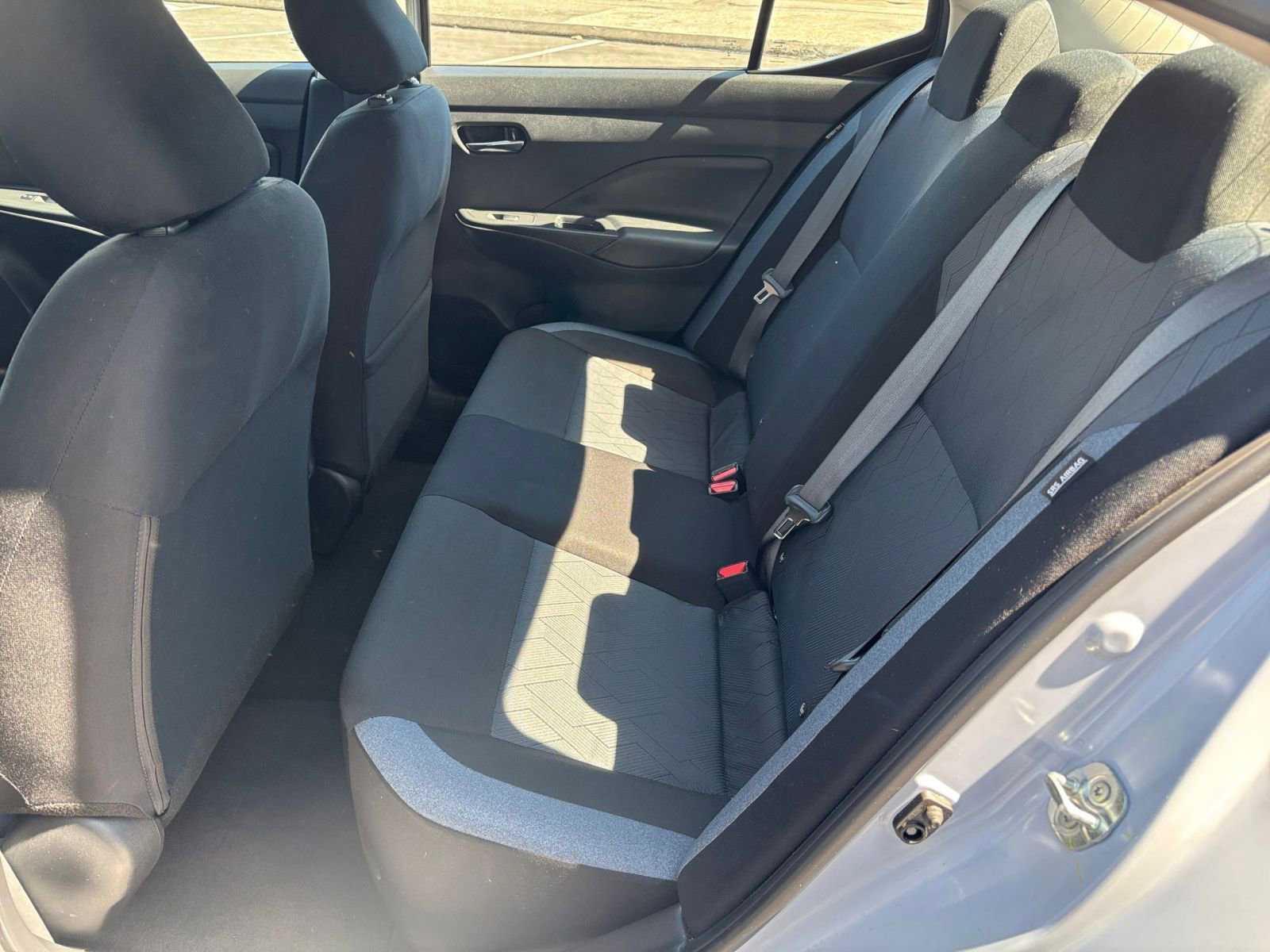 Used 2025 Nissan Versa SV FWD image 28