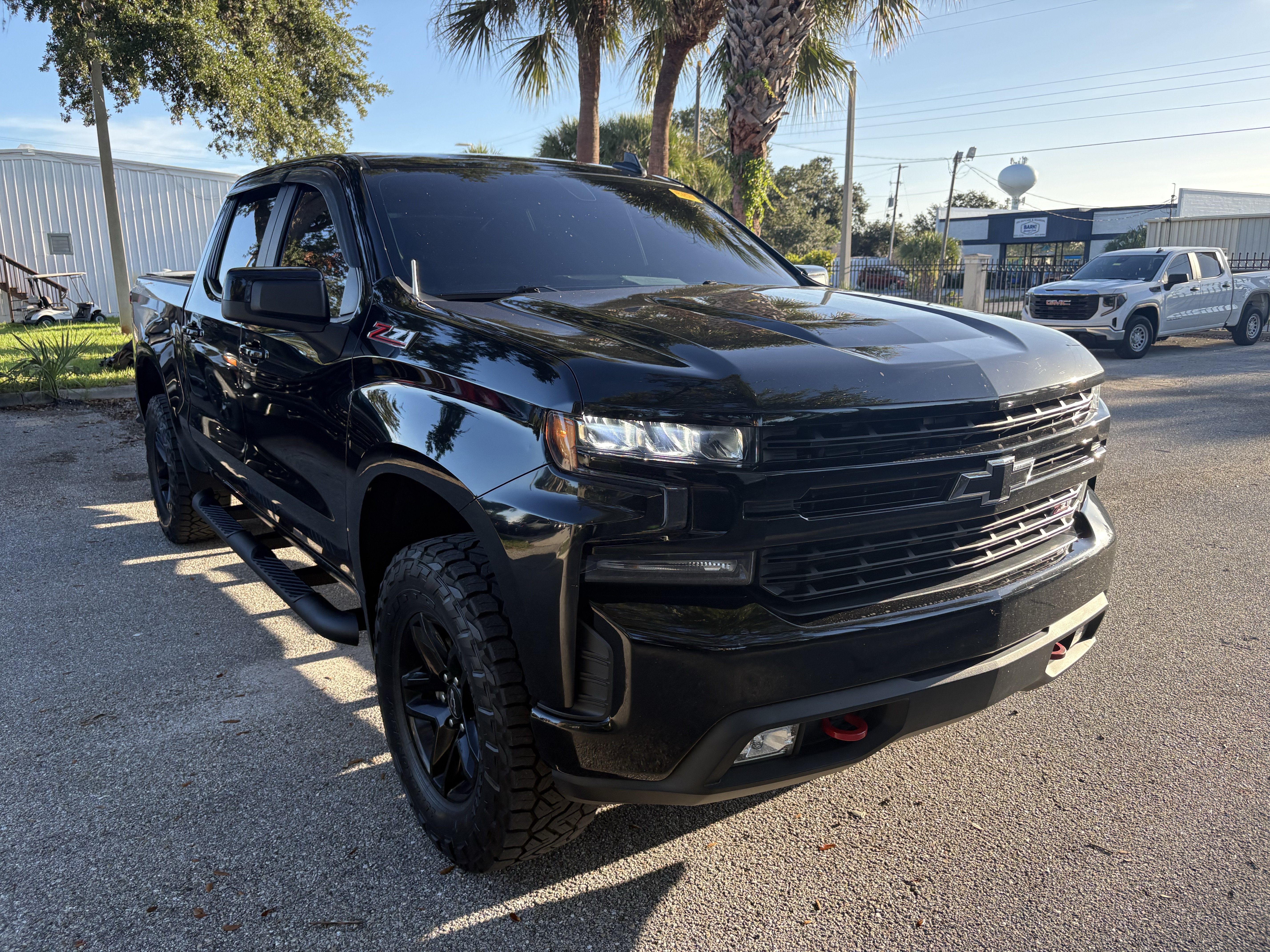 Used 2021 Chevrolet Silverado 1500 LT Trail Boss w/ Bed Protection Package AWD/4WD image 1