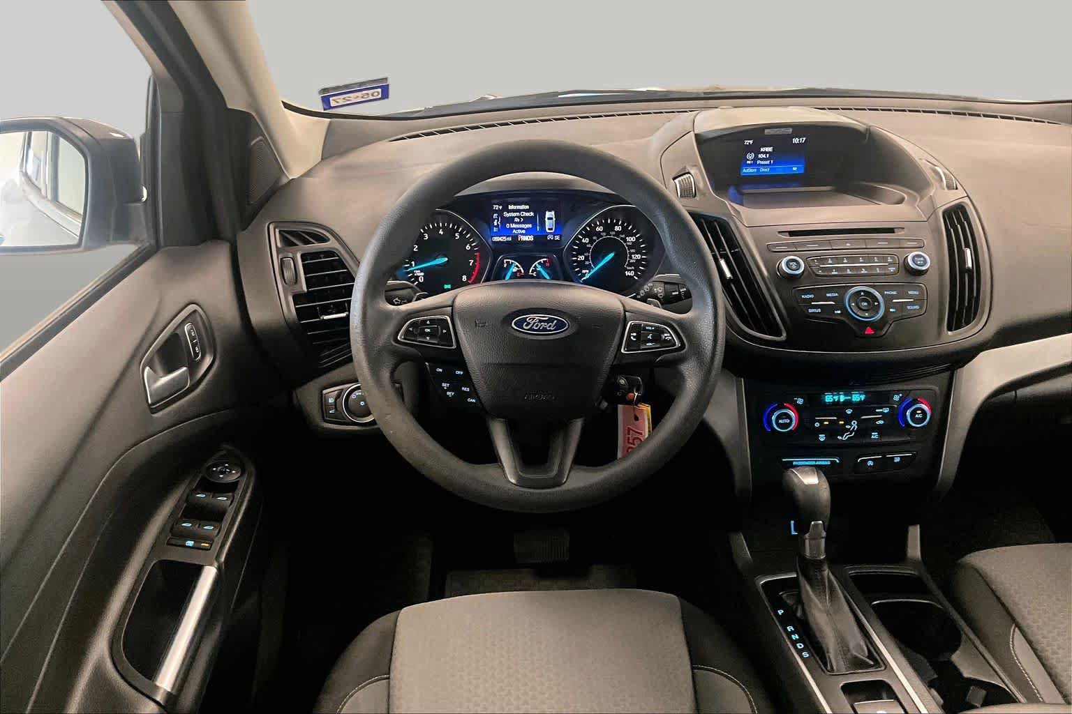 Used 2017 Ford Escape SE FWD image 16