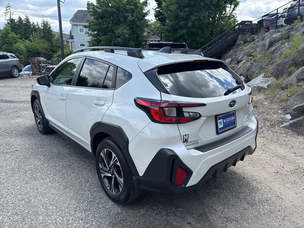 Used 2024 Subaru Crosstrek 2.0i Premium AWD/4WD image 4