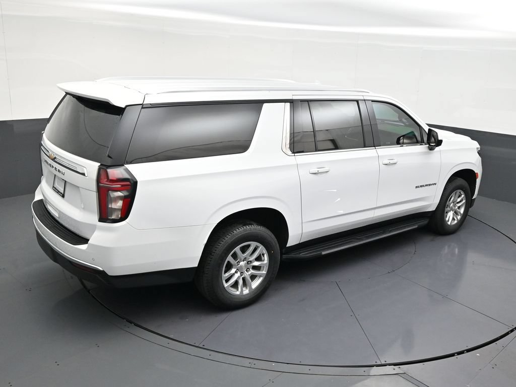 Used 2023 Chevrolet Suburban LS RWD image 15