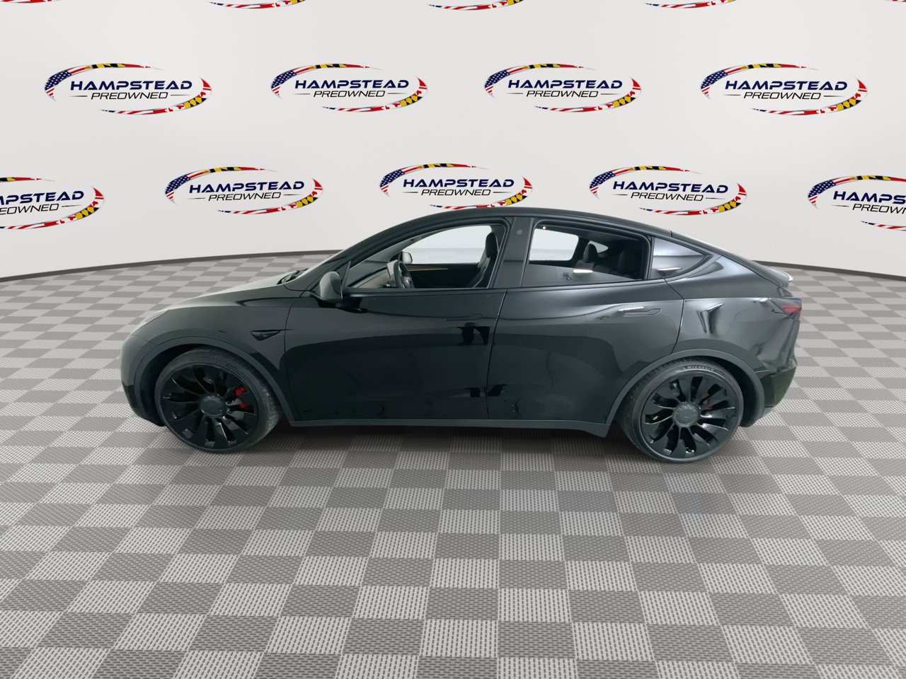 Used 2023 Tesla Model Y Performance image 5