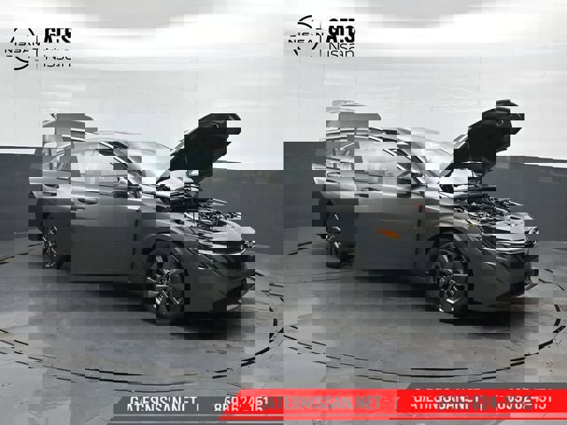 New 2026 Nissan Sentra SL w/ Floor Mat Package image 57