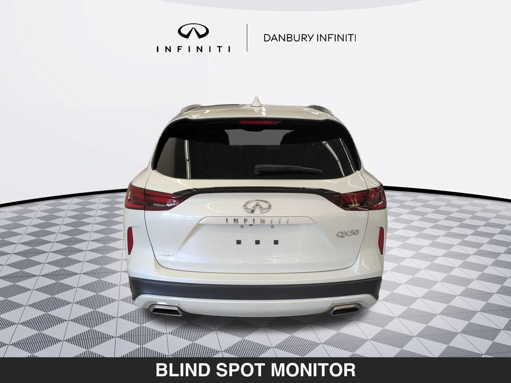 Used 2022 INFINITI QX50 Luxe w/ Appearance Package AWD/4WD image 4