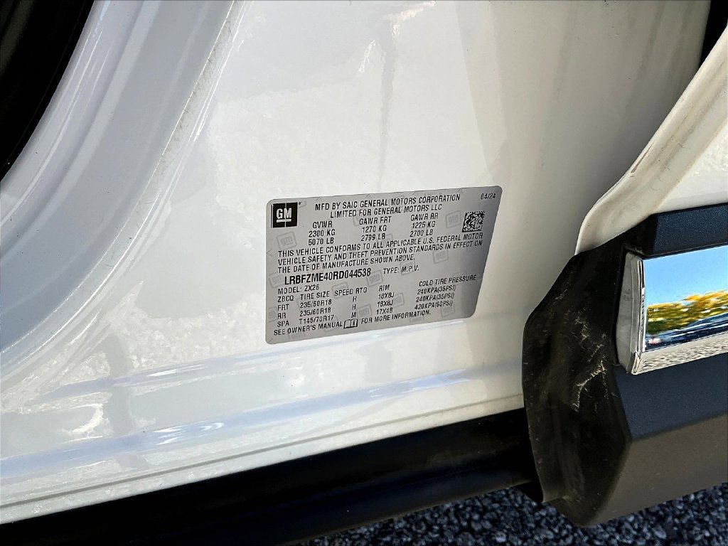Used 2024 Buick Envision Preferred AWD/4WD image 22
