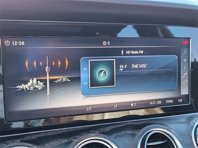 Used 2018 Mercedes-Benz E 300 image 14