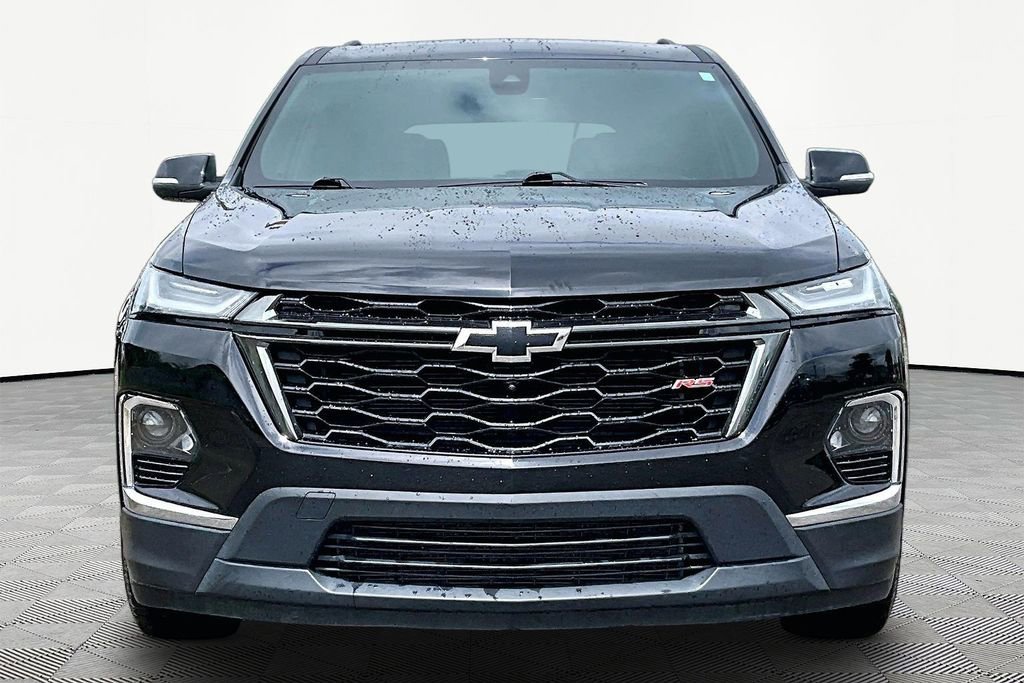Used 2022 Chevrolet Traverse RS FWD image 3