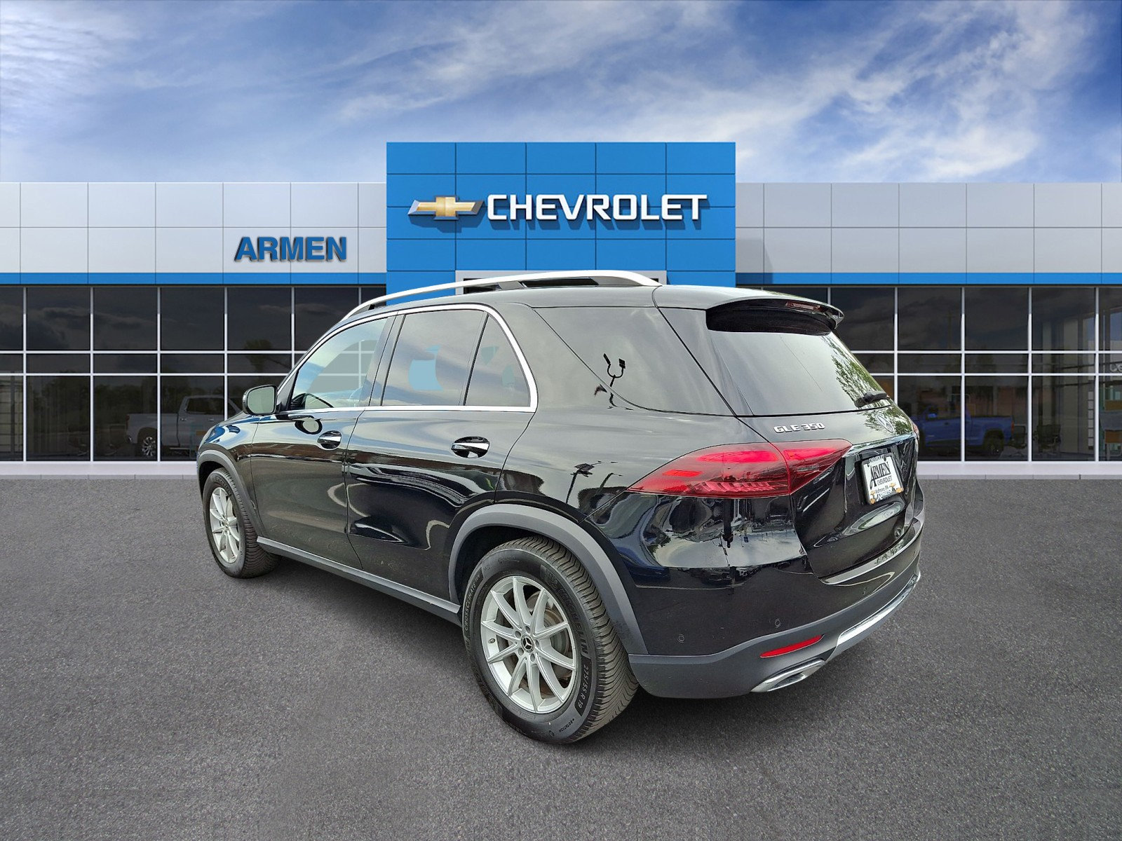 Used 2025 Mercedes-Benz GLE 350 4MATIC image 7