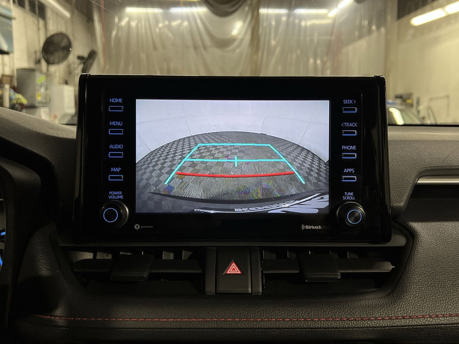 Used 2021 Toyota RAV4 SE image 18