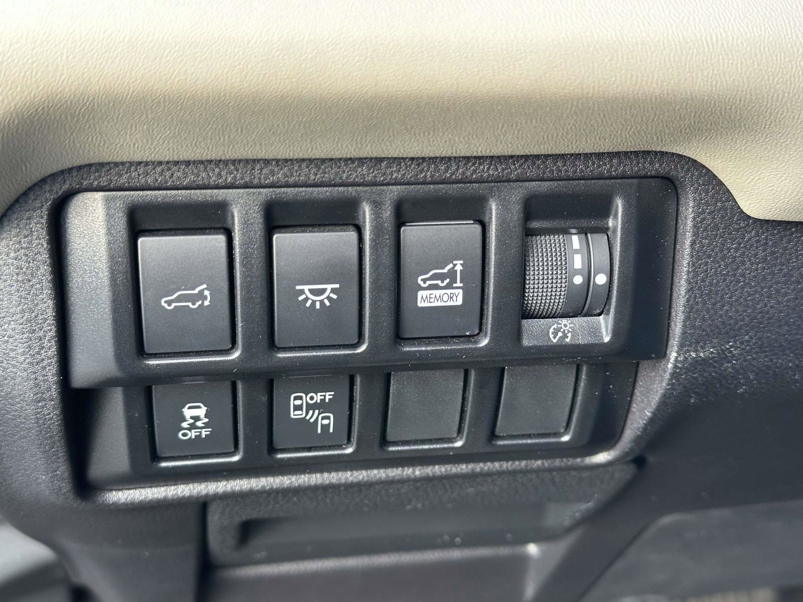 Used 2022 Subaru Ascent Touring w/ Popular Package #2A image 21