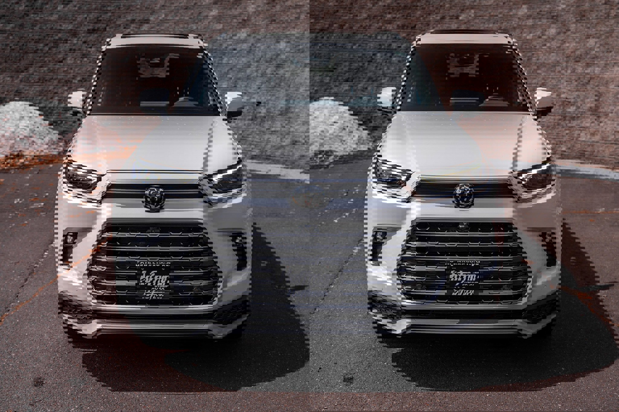 Used 2025 Toyota Grand Highlander AWD Hybrid image 3