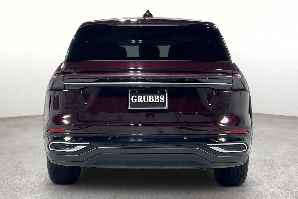 Used 2024 Lincoln Nautilus Premier w/ Equipment Group 102A AWD/4WD image 5