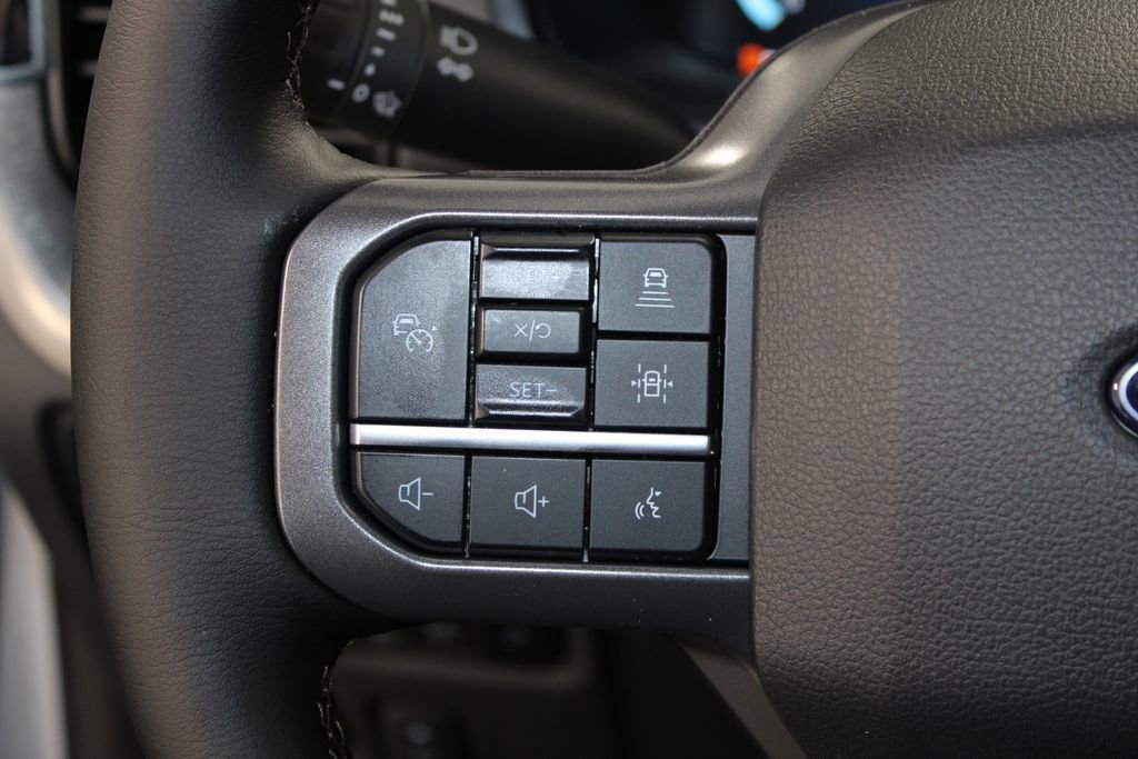 New 2025 Ford F150 Lariat w/ Equipment Group 502A High image 35