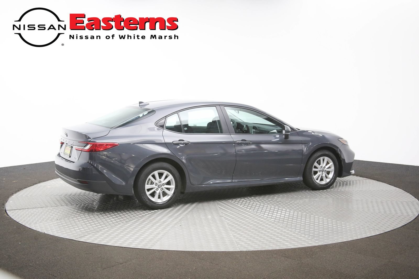 Used 2025 Toyota Camry LE FWD image 43