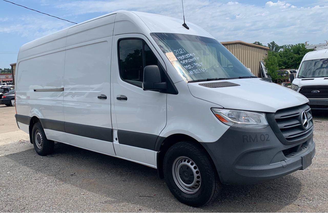 Used 2021 Mercedes-Benz Sprinter 2500 image 25