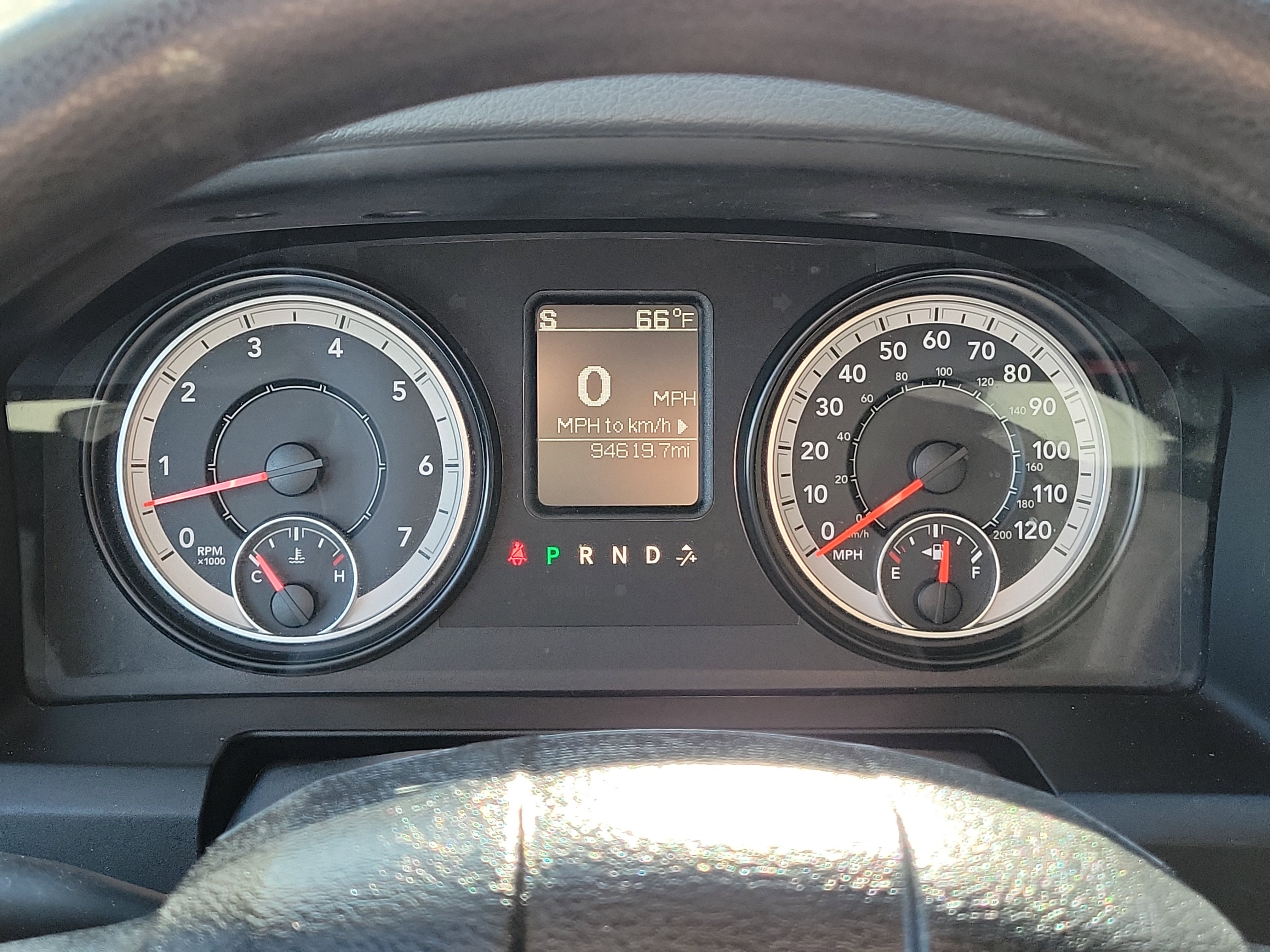 Used 2016 RAM 1500 Express image 17