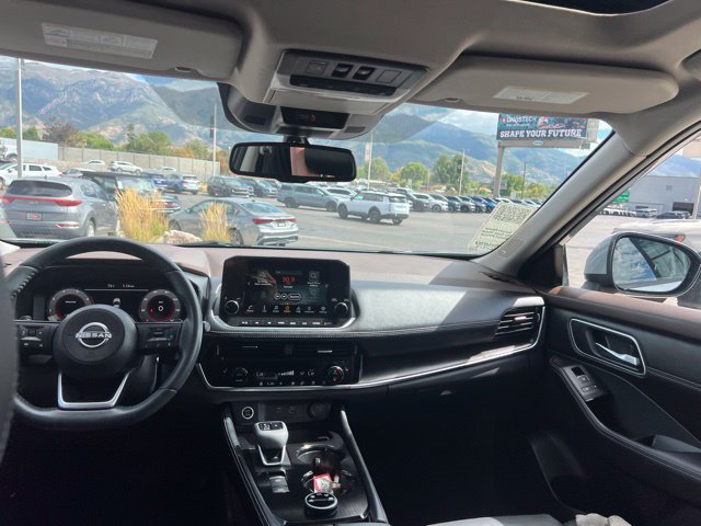 Used 2023 Nissan Rogue Platinum AWD/4WD image 21