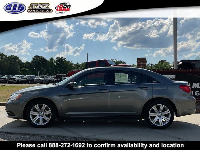 Used 2012 Chrysler 200 Touring image 4