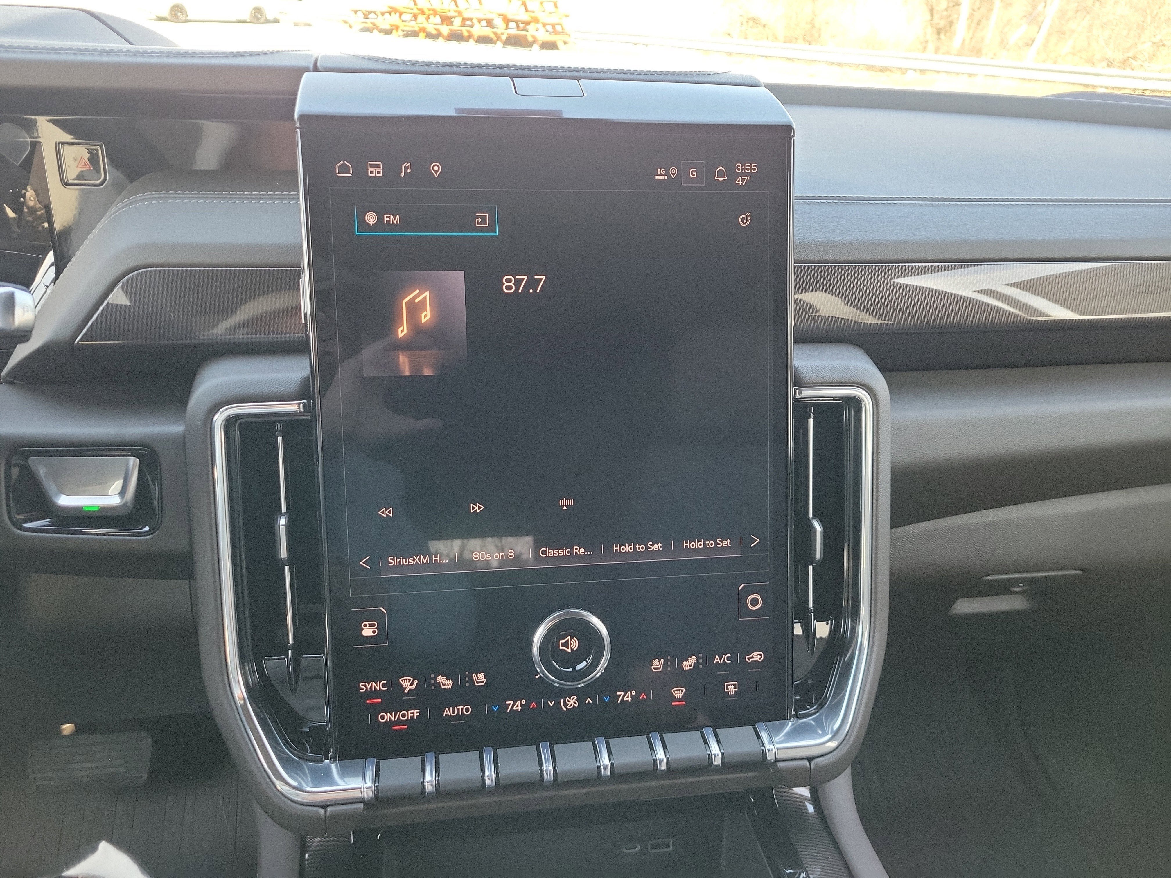 New 2026 GMC Yukon XL Elevation w/ Elevation Premium Package AWD/4WD image 23