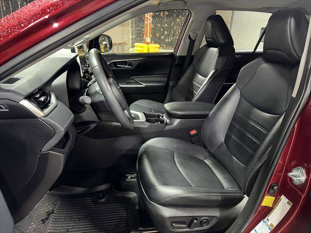 Certified 2021 Toyota RAV4 XLE Premium image 15