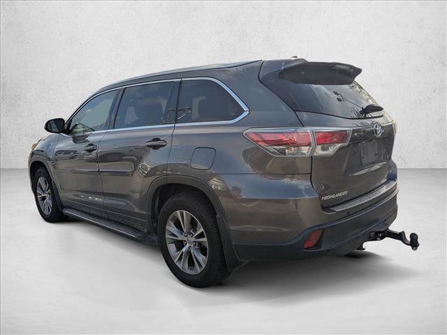 Used 2015 Toyota Highlander XLE image 6